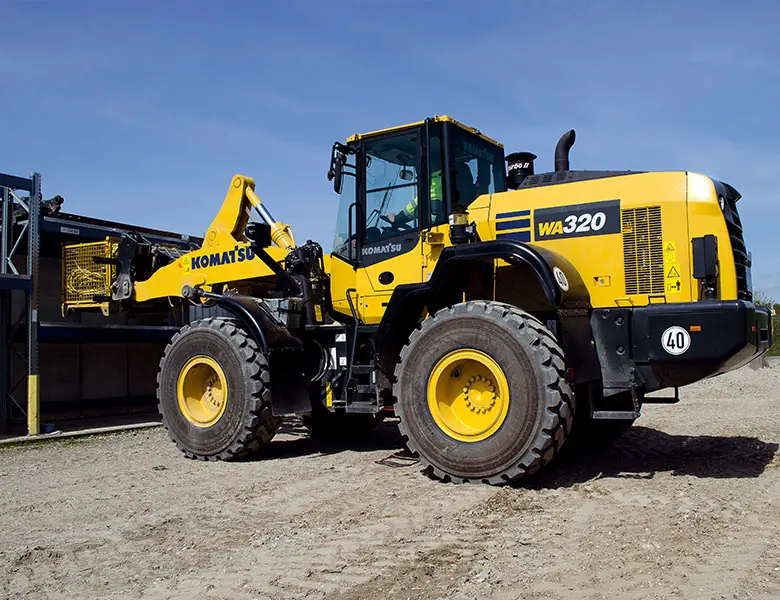 Komatsu WA320-8E0 thumbnail 3
