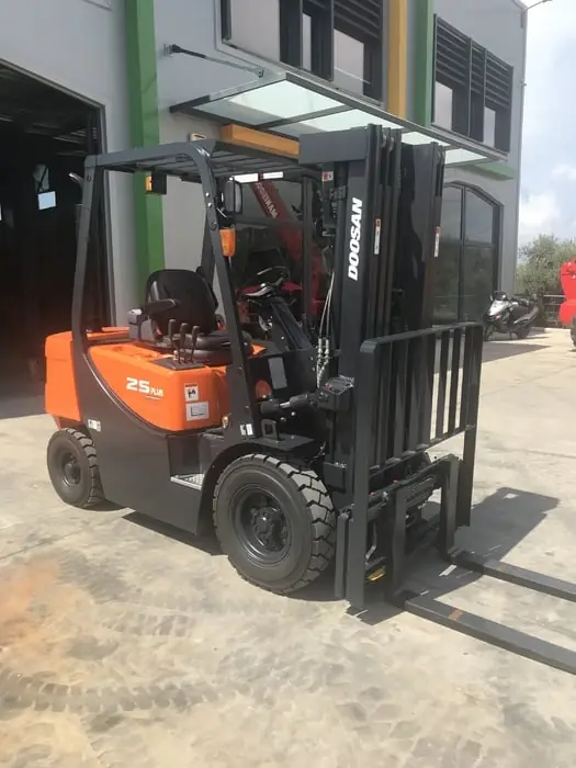 Doosan D25G Plus
