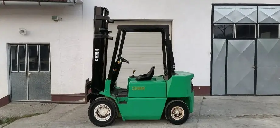 Clark DPM 25 H