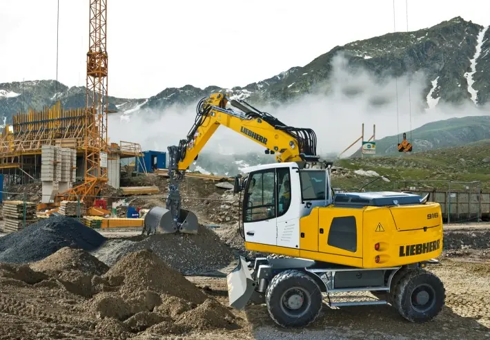 Liebherr A 916 Litronic