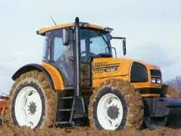 Renault Ares 825 RZ IC