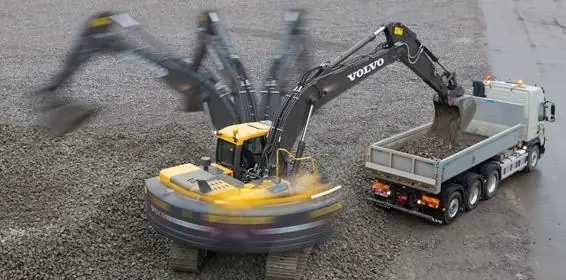 Volvo EC220DNL thumbnail 2