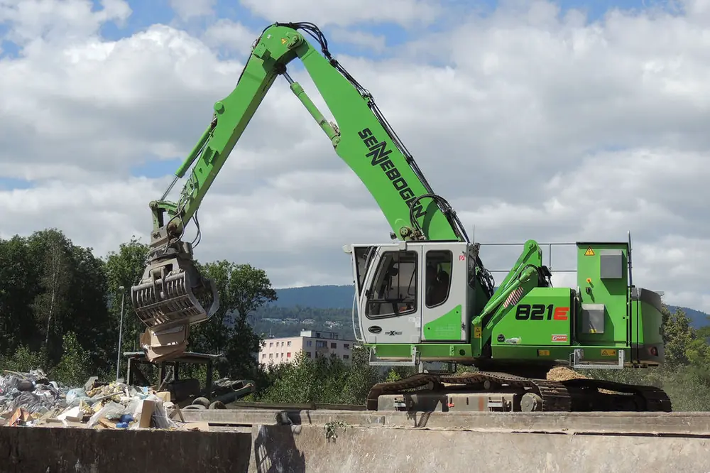 Sennebogen 821R E