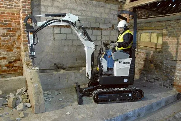 Bobcat E10 thumbnail 2