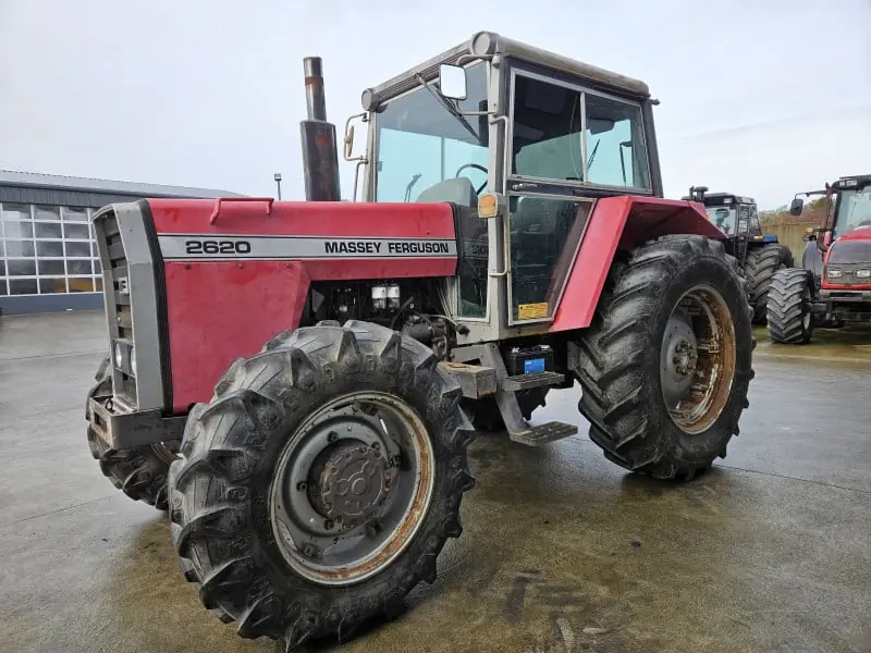 Massey Ferguson 2620