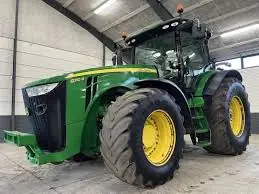 John Deere 8310