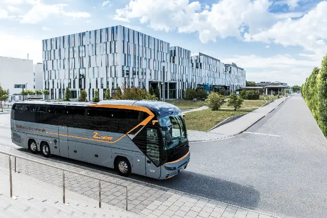 Neoplan Tourliner L