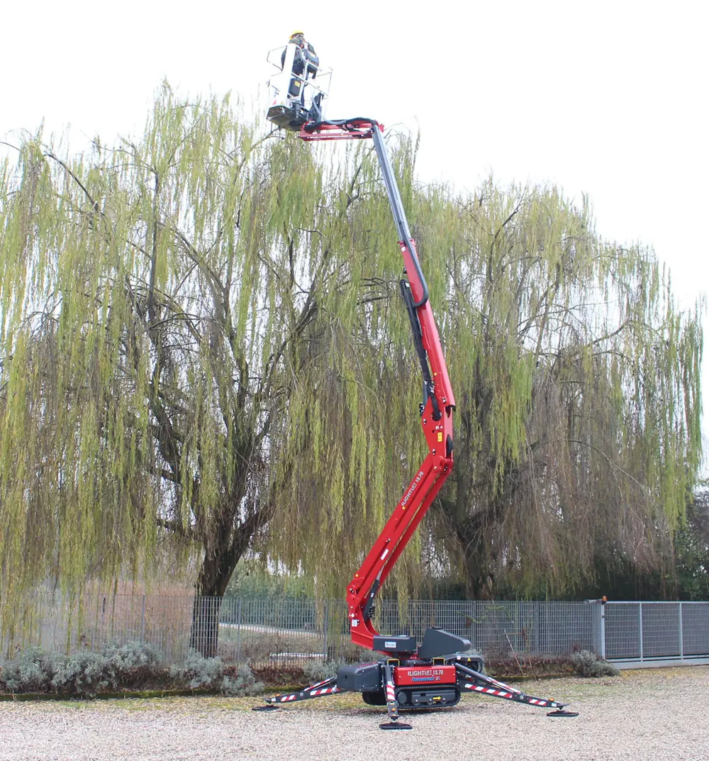 Hinowa Lightlift 13.70 Performance IIIS thumbnail 3