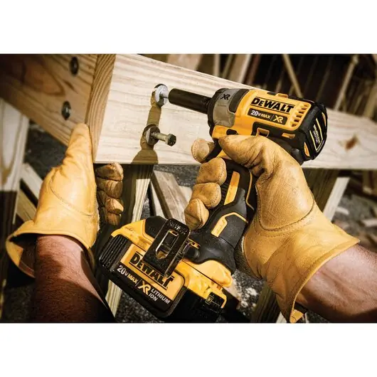 DEWALT DCF890