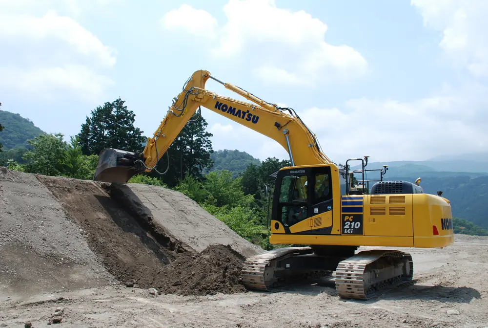 Komatsu PC210LCi-10 thumbnail 6