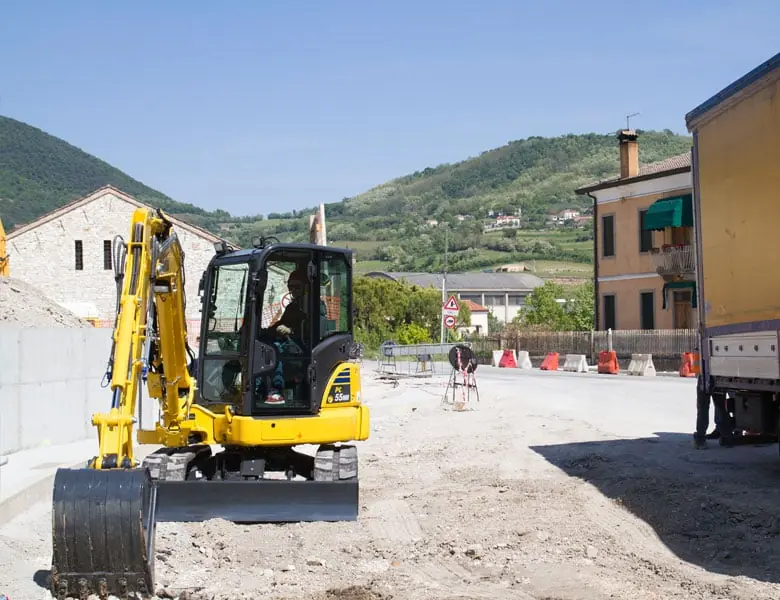 Komatsu PC55MR-5E0