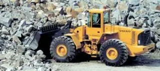 Volvo L220F thumbnail 2