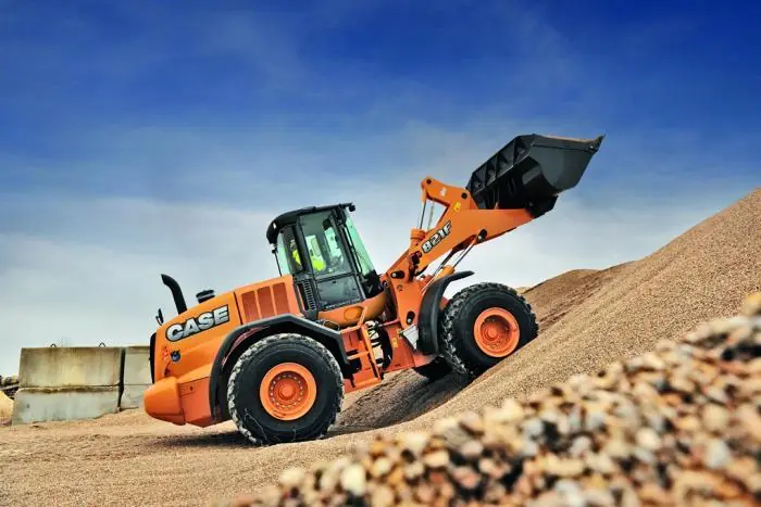 Case 821 F ZB