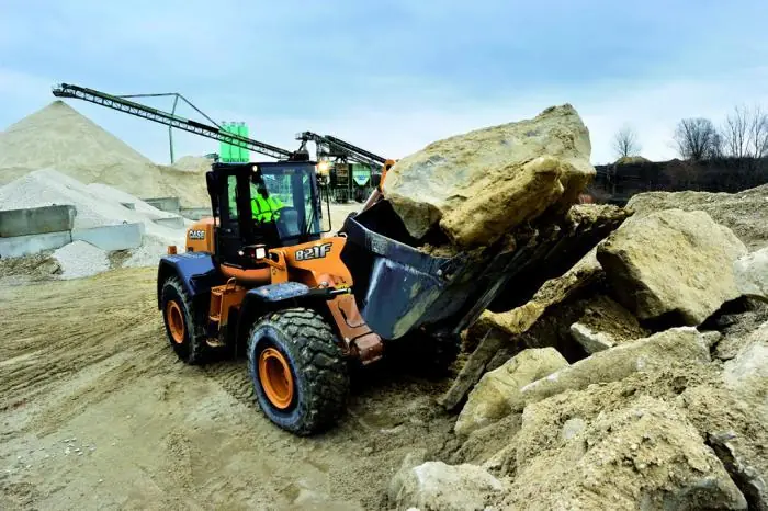 Case 821 F ZB thumbnail 6