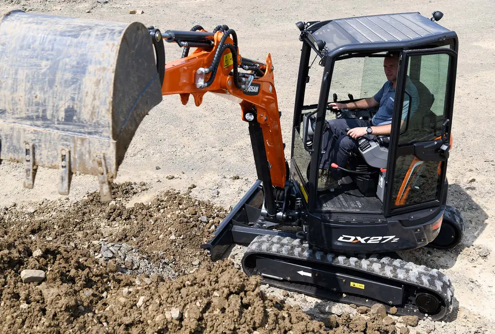 Doosan DX27Z-7 thumbnail 5