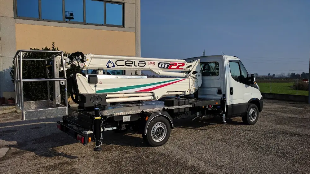 CELA DT22 thumbnail 3