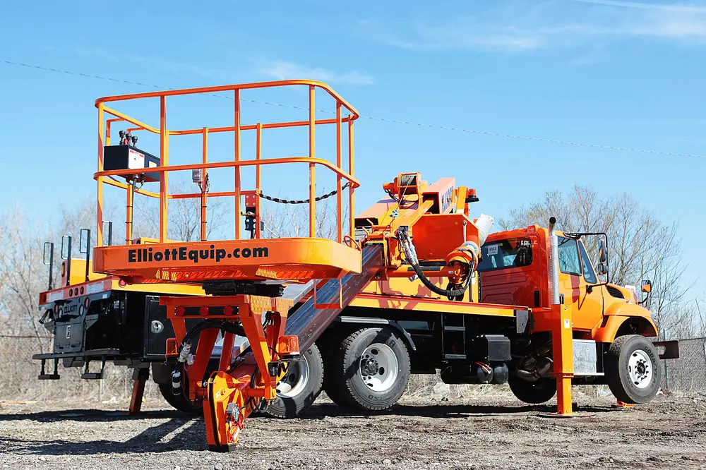 Elliott Equipment H55F HiReach