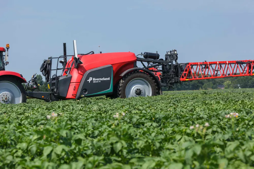 Kverneland iXtrack T4 iXflow-E