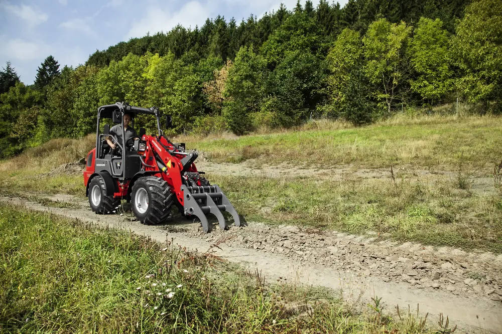 Weidemann 1380 thumbnail 6