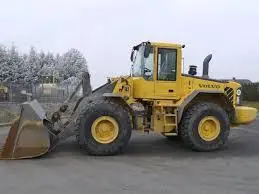 Volvo L120E thumbnail 3