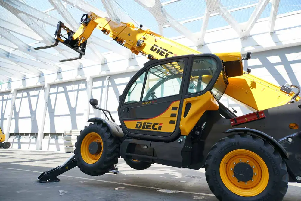 Dieci Icarus 40.17 thumbnail 2