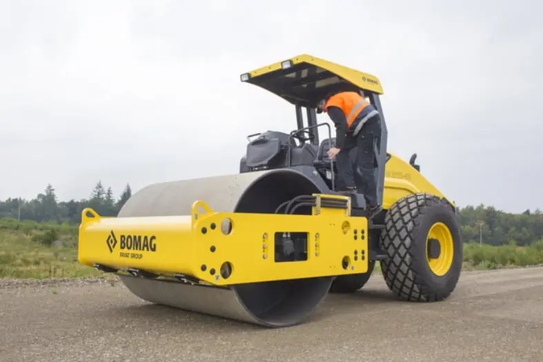 Bomag BW 211 D-40 SL thumbnail 3