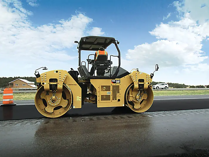 Caterpillar CB68B