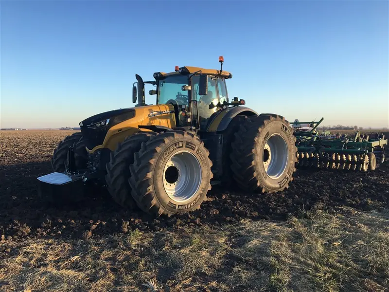 Challenger 1046