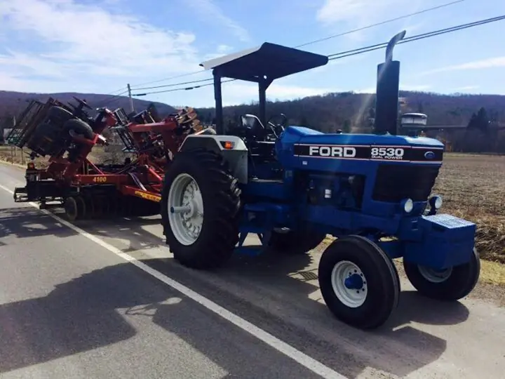 Ford-NH 8530