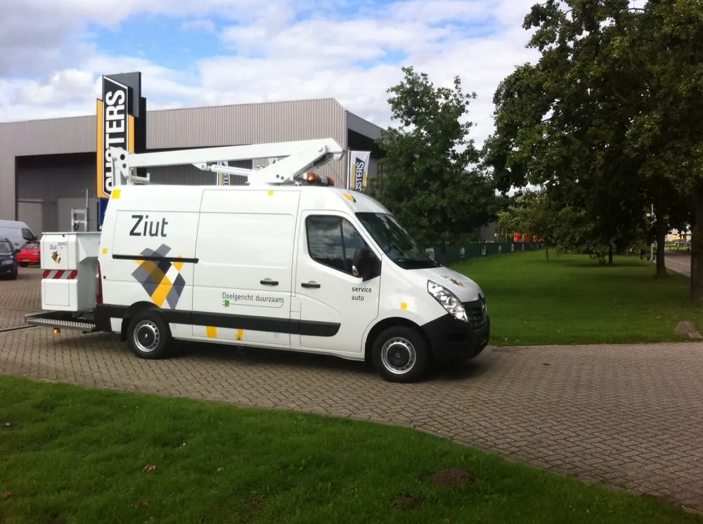 Custers TAURUS 200-12MVH