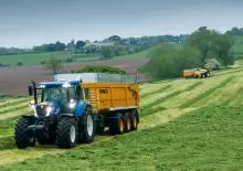 Bobcat New Holland 4WD (4 Wheel Drive) and 4x4 Farm Tractors thumbnail 25