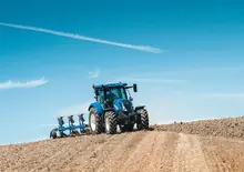 Bobcat New Holland 4WD (4 Wheel Drive) and 4x4 Farm Tractors thumbnail 29