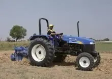 Bobcat New Holland 4WD (4 Wheel Drive) and 4x4 Farm Tractors thumbnail 5