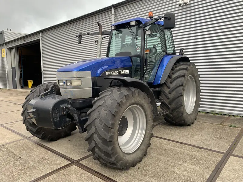 New Holland TM 165 (450)