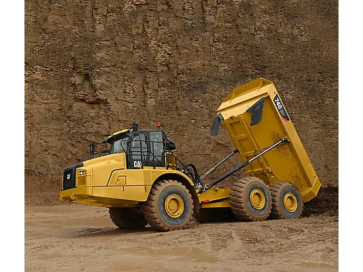 Caterpillar 740 GC thumbnail 3