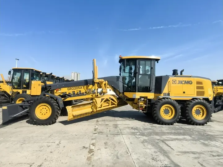 XCMG GR2205AT thumbnail 2
