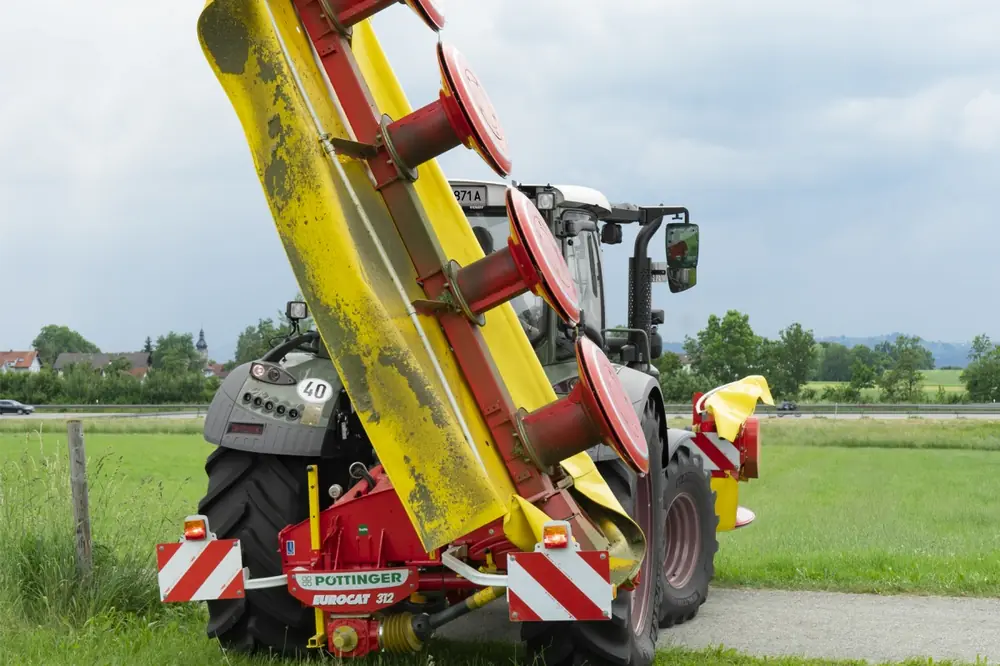 Pöttinger EuroCat 312 thumbnail 4