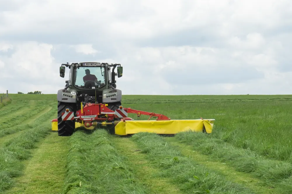 Pöttinger EuroCat 312 thumbnail 6