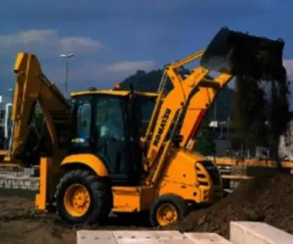 Komatsu WB91R-5