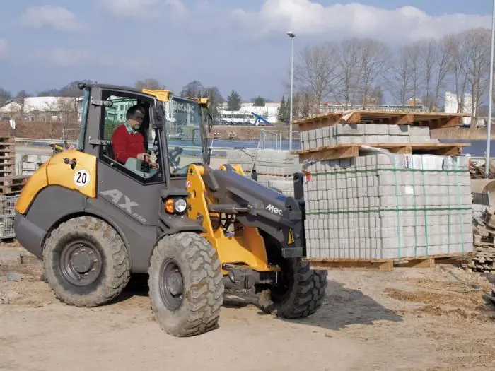 Ahlmann AX 850