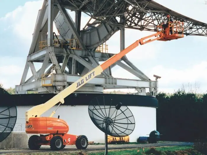 JLG 660SJ