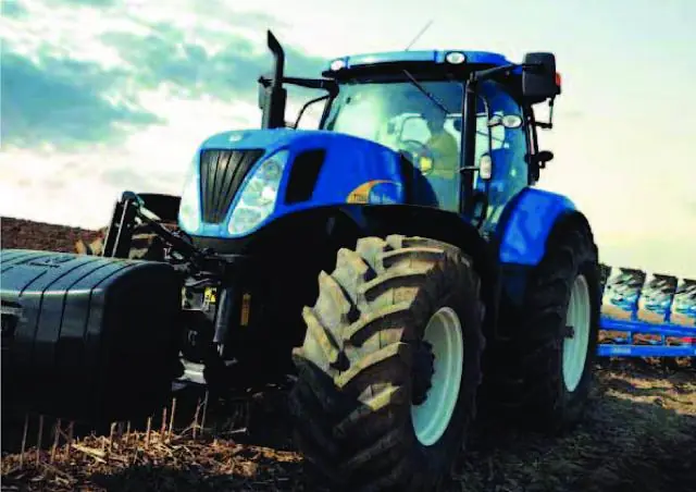 New Holland T 7040 (800)