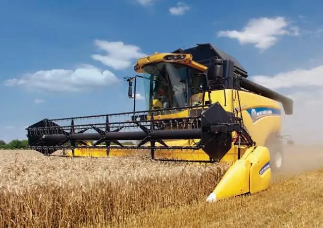 New Holland CX 5090 Elevation