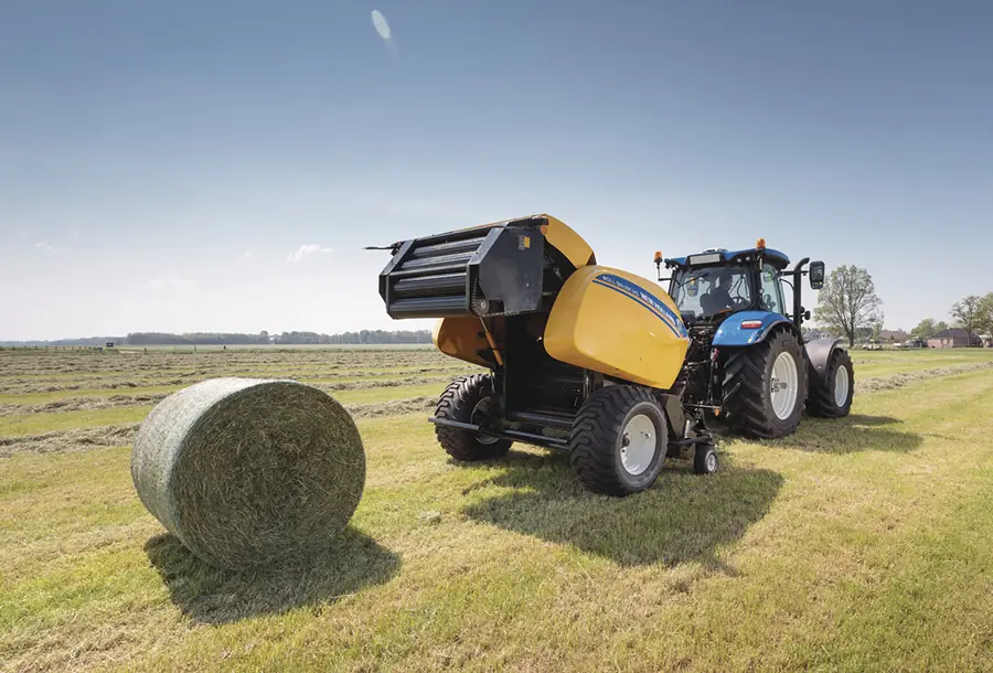 New Holland Roll Baler 125