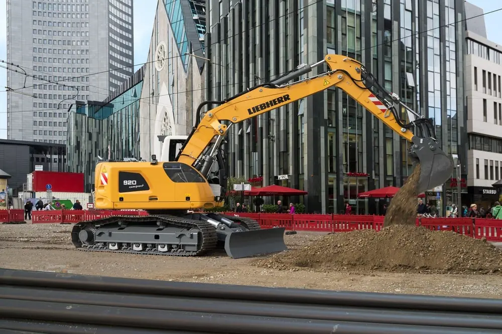 Liebherr R 920 Compact thumbnail 2