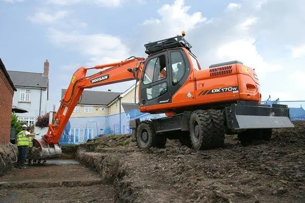 Doosan DX170W
