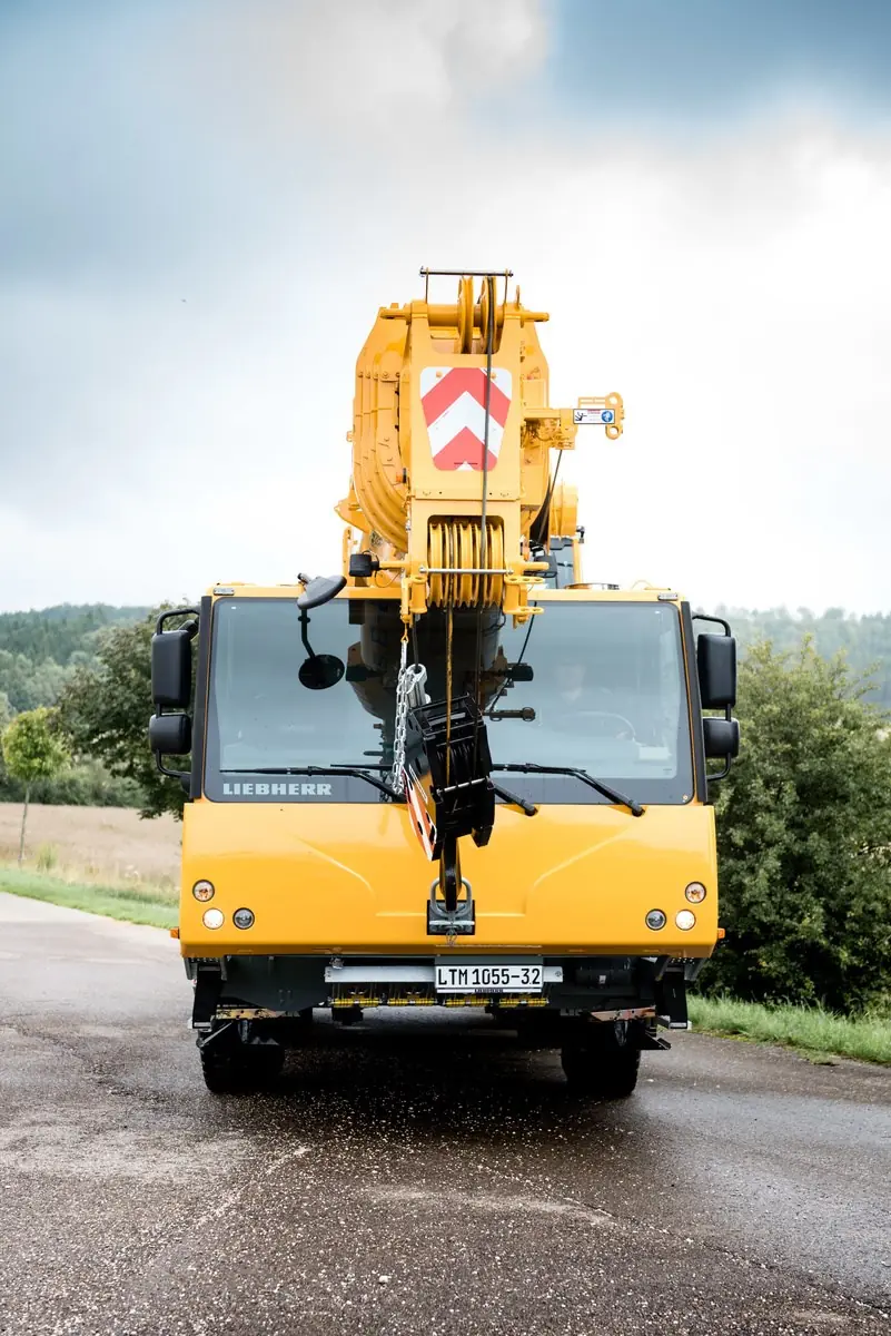 Liebherr LTM 1055-3.2 thumbnail 6