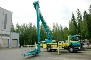 Bronto Skylift S 37 XDT