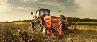 Case IH Farmall 95 C Hilo thumbnail 2