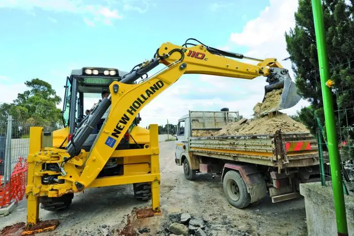 New Holland B110C PS thumbnail 5